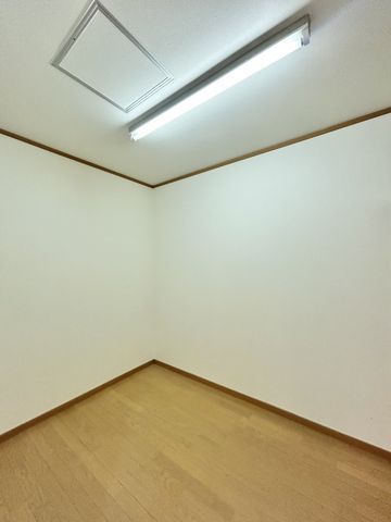 Renovated 4LDK House in Tamaki Town, Mie Prefecture - Thumbnail 4