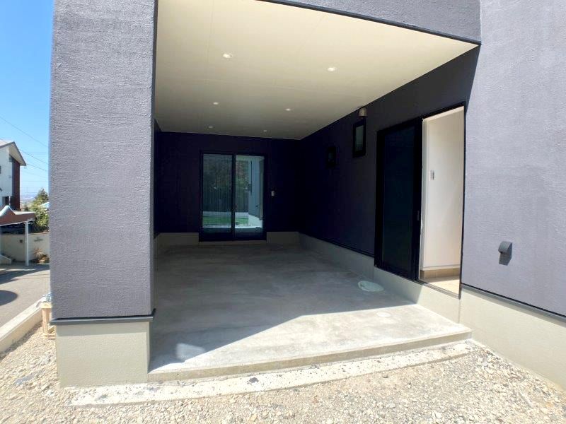 Modern 3SLDK House with Panoramic Views in Kanazawa - Thumbnail 2