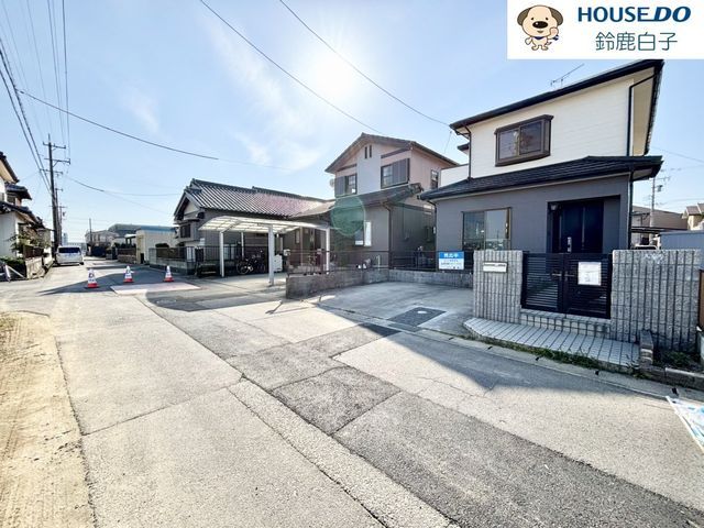 Renovated 4LDK House for Sale in Suzuka, Mie Prefecture - Thumbnail 2
