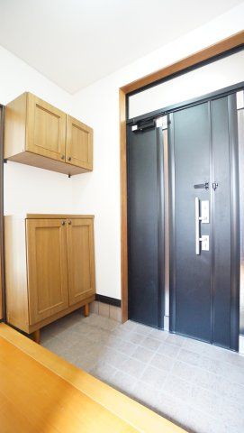 3LDK Used House for Sale in Yokkaichi, Mie - Thumbnail 2