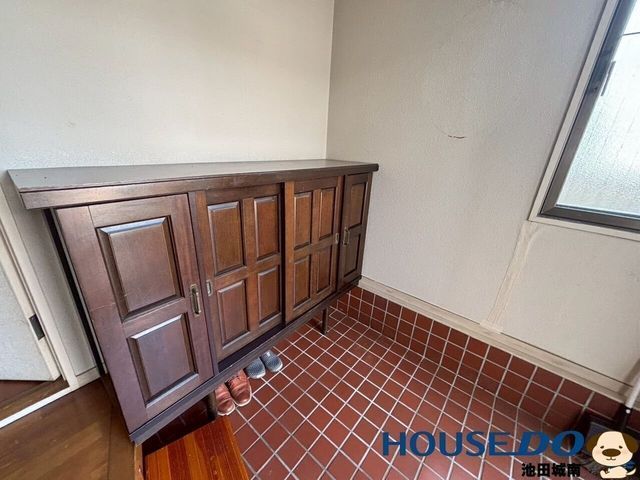 4DK Light Steel Frame House for Sale in Ikeda, Osaka - Thumbnail 2