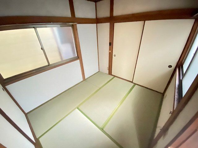 2.98 Million Yen 3DK House for Sale in Himeji, Hyogo - Thumbnail 3