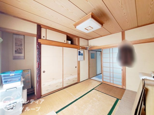 5LDK House with Garage near Tokuan Station, Higashiosaka - Thumbnail 2