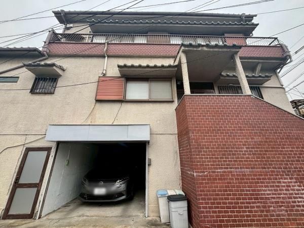 4SLDK Corner Lot House with Garage in Osaka's Tenjinyama - Thumbnail 3