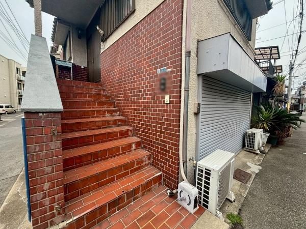 4SLDK Corner Lot House with Garage in Osaka's Tenjinyama - Thumbnail 4