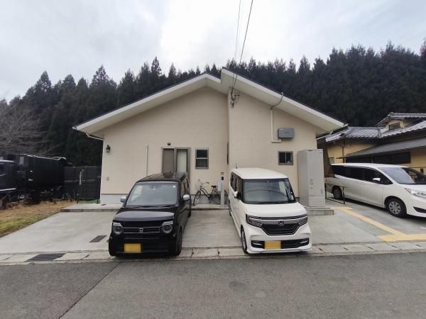3LDK Single-Story House with 6-Car Parking & Solar in Kyoto - Thumbnail 2