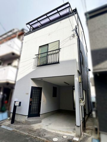 3-Story House Near Mizonokuchi Station, Shimamoto, Osaka - Thumbnail 2