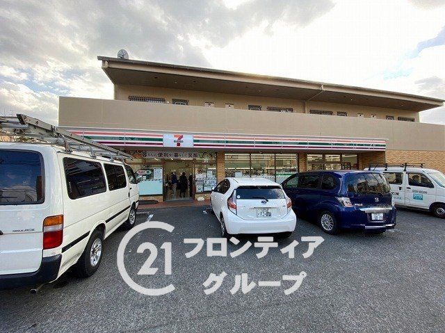 4LDK Detached House for Sale near Shin-Iwazuki Station, Higashi-Osaka - Thumbnail 4