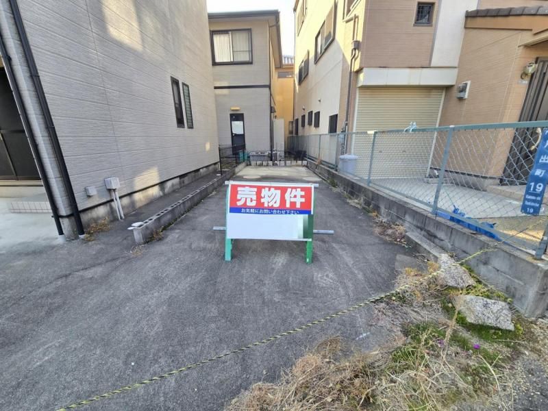 3DK Detached House for Sale in Kadoma, Osaka - Near Dainichi Station - Thumbnail 3