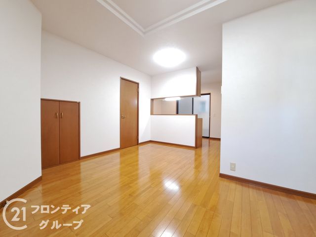 Renovated 3LDK House for Sale in Fushimi-ku, Kyoto - Thumbnail 3