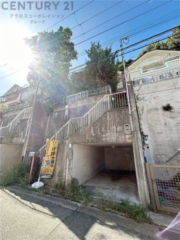 4LDK Detached House in Kobe Nada Ward | 880万円 | Near Rokko Station - Image 1