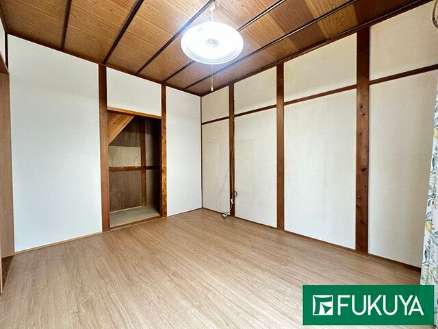 Renovated 3DK Detached House for Sale in Higashiosaka, Osaka - Thumbnail 4
