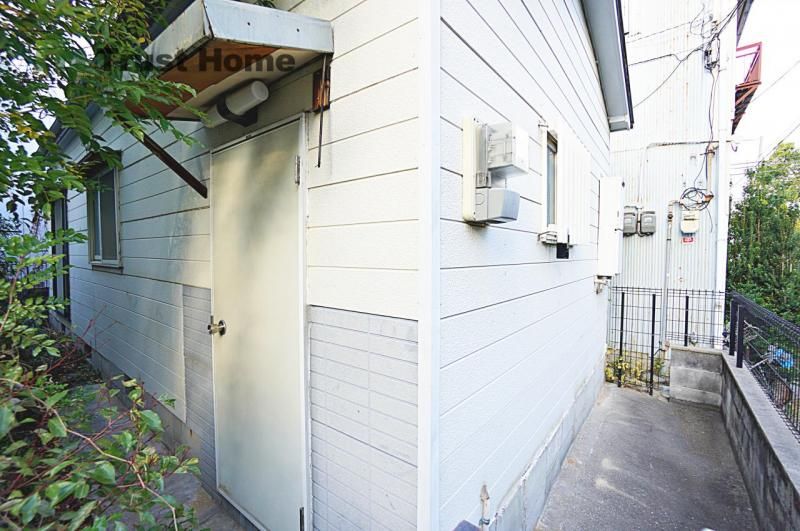 1DK House for Sale in Kobe Nada Ward, 5 min to Rokkomichi Station - Thumbnail 4