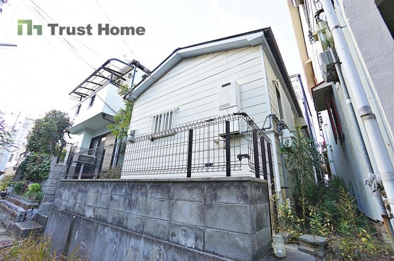 1DK House for Sale in Kobe Nada Ward, 5 min to Rokkomichi Station - Thumbnail 3