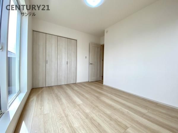 Modern 3LDK Detached House for Sale in Miyazaki City, Miyazaki - Thumbnail 4