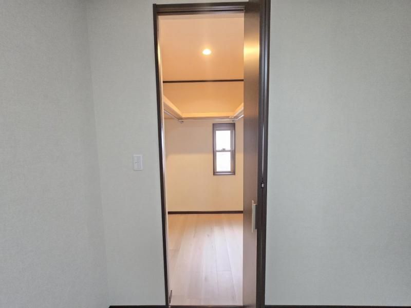 Renovated 3LDK House near Yoshida Station, Higashiosaka - Thumbnail 2