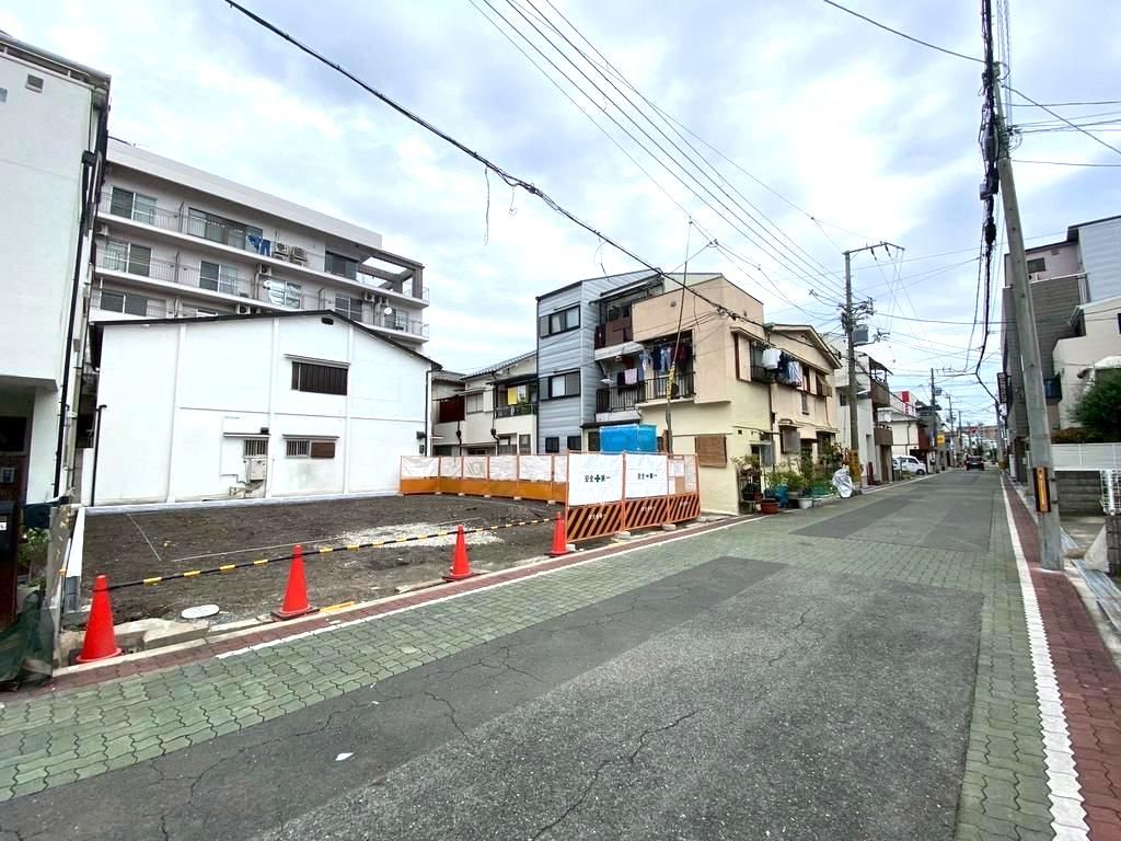 4LDK Townhouse for Sale in Miyakojima Ward, Osaka - Thumbnail 2