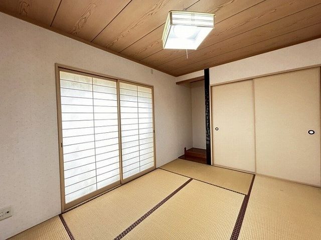 4SLDK Detached House for Sale in Yokkaichi, Mie - 132.5 sqm - Thumbnail 3