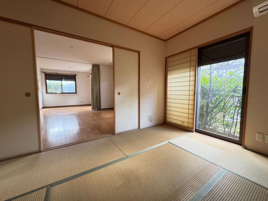 4SLDK Detached House for Sale in Hannan City, Osaka - Thumbnail 4