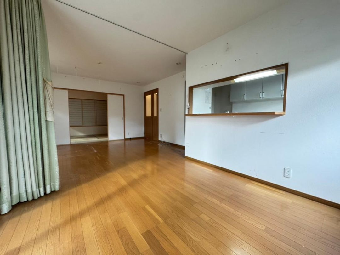 4SLDK Detached House for Sale in Hannan City, Osaka - Thumbnail 3