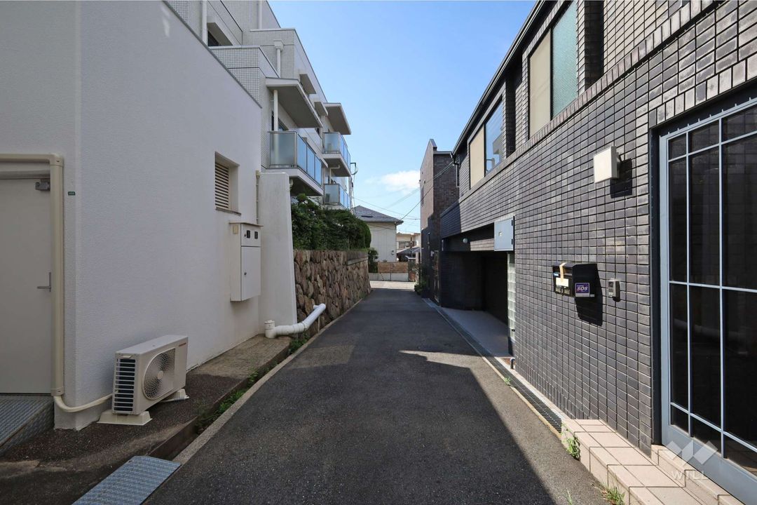 3LDK Detached House for Sale in Kobe Nada Ward, Hyogo - Thumbnail 4