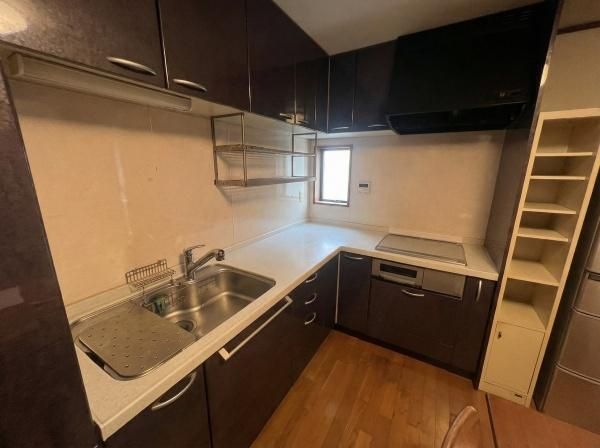 5DK House for Sale in Minato-ku, Osaka Near Asashibashi Station - Thumbnail 4