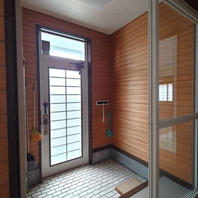 Used 3LDK House for Sale in Tomakomai, Hokkaido — Front_door, Tomakomai, Hokkaido