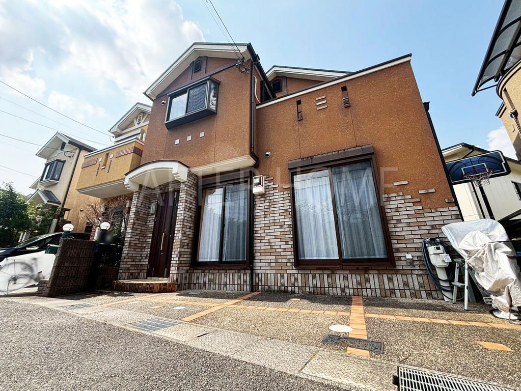 4LDK Wooden House for Sale in Nagaokakyo City, Kyoto - Thumbnail 2