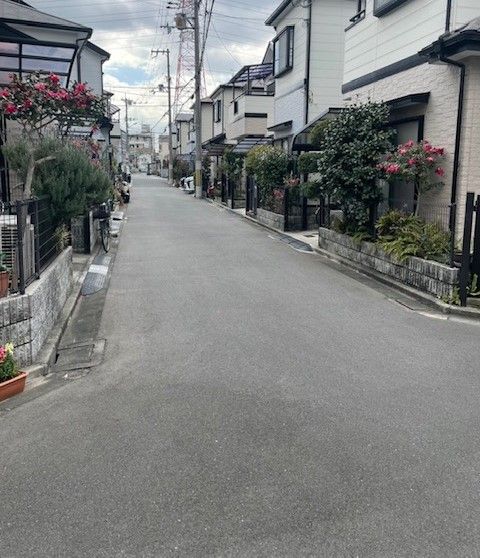 Renovated 4LDK House for Sale in Kadoma, Osaka - Thumbnail 2