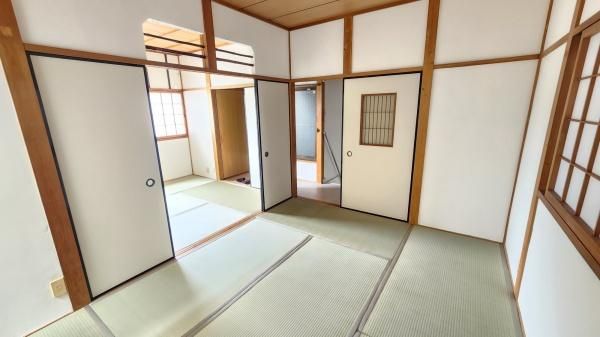 Renovated 4K House Near Yato Station in Higashiosaka, Osaka - Thumbnail 3