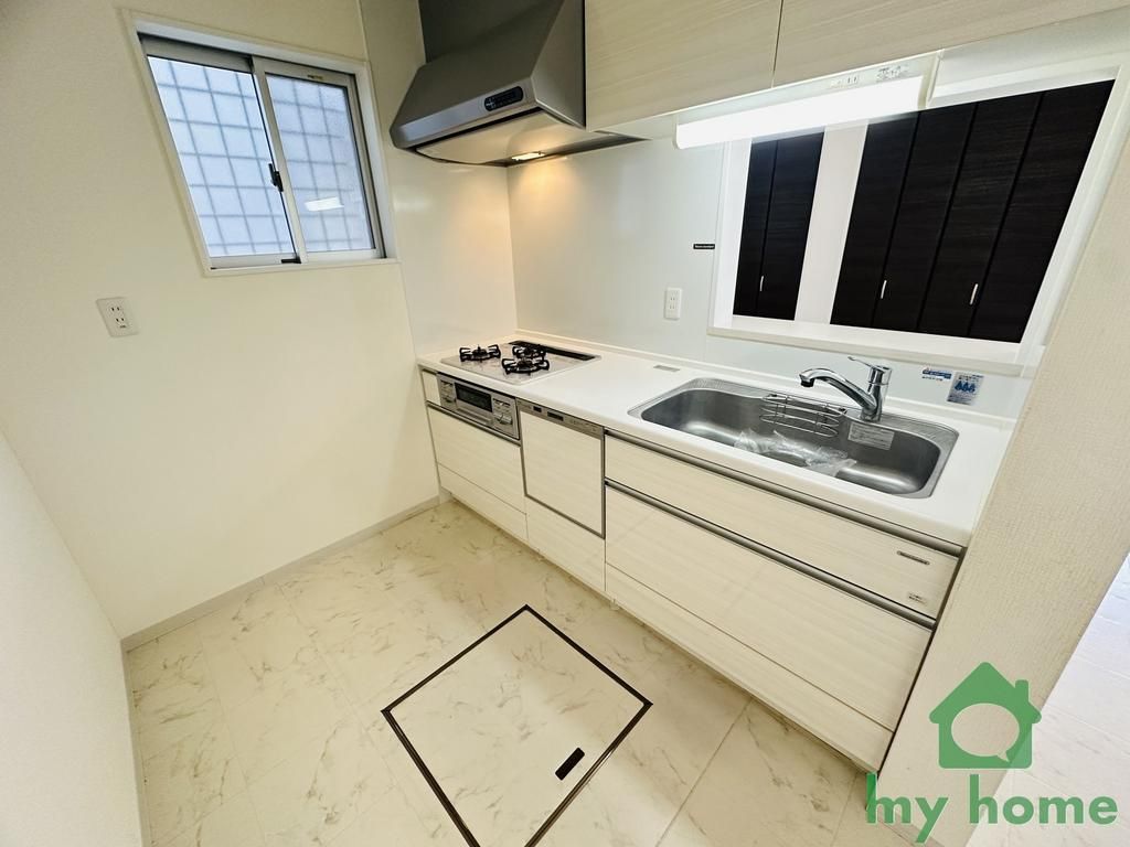 3LDK Family Home for Sale in Akashi, Hyogo - 2017 Build - Thumbnail 4