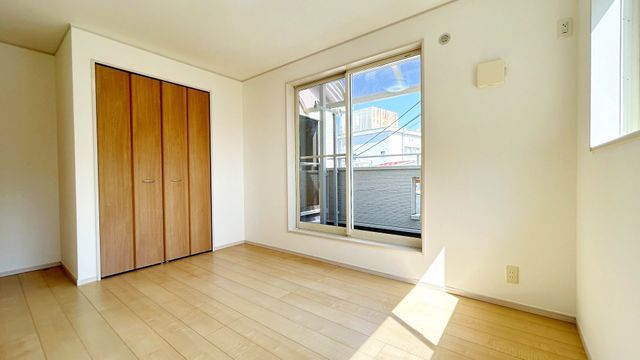 3LDK Detached House for Sale in Minoh, Osaka - 11 Years Old - Thumbnail 3