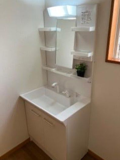 Renovated 4LDK Detached House for Sale in Kobe Kita-ku - Thumbnail 4