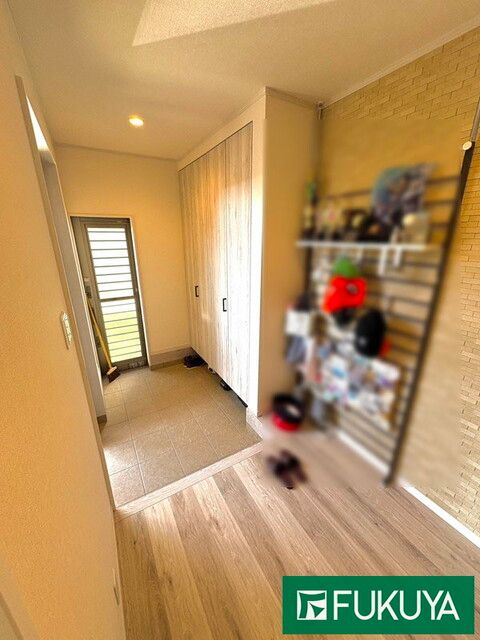 Modern 3LDK Wooden House for Sale in Kyoto Fushimi, 8 min to JR Fujinomori - Thumbnail 3