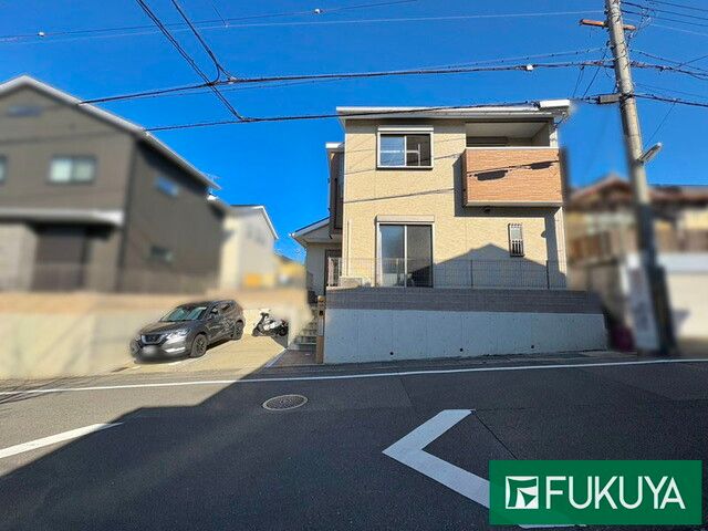 Modern 3LDK Wooden House for Sale in Kyoto Fushimi, 8 min to JR Fujinomori - Thumbnail 2