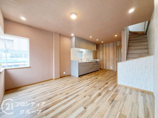 Modern 4LDK Steel House for Sale in Hirano, Osaka - Thumbnail 2