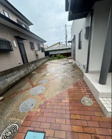4SLDK House in Wakayama City, 105.97 sqm, Near Kimiidera Station - Thumbnail 3
