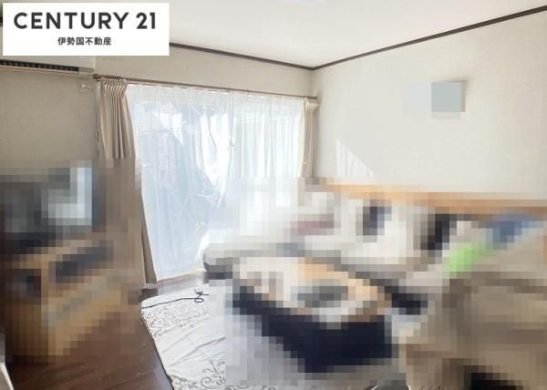 5LDK Detached House for Sale in Yokkaichi, Mie - 135m² - Thumbnail 4