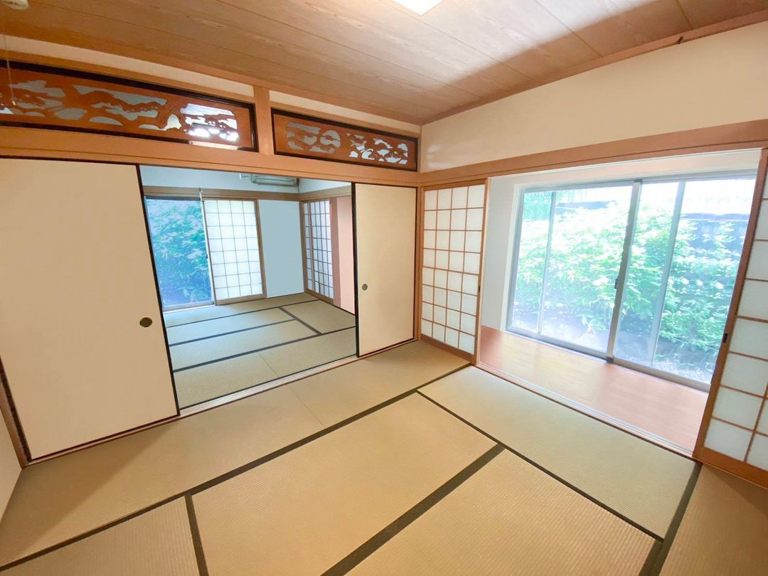 4LDK Single-Story House for Sale in Higashi-Osaka, Osaka - Thumbnail 2