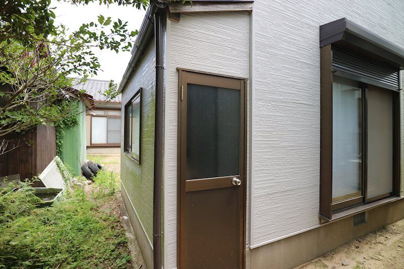 Compact 2LDK House for Sale in Shimonoseki, Yamaguchi - Thumbnail 3