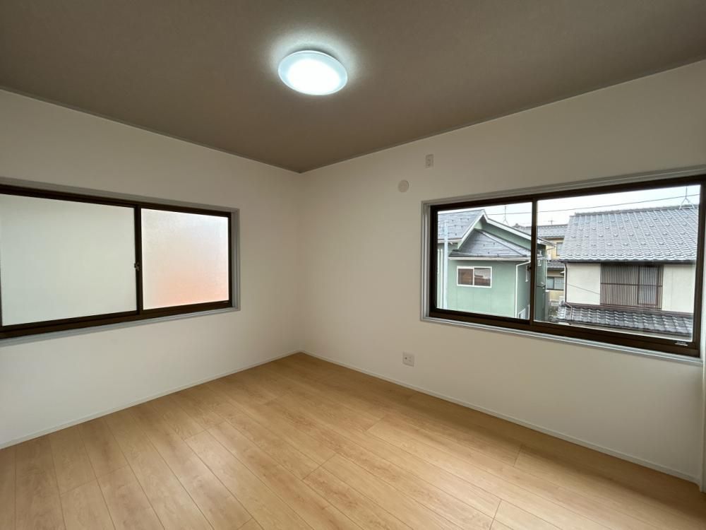 Renovated 3LDK House in Kanazawa with Parking & Warranties - Thumbnail 4