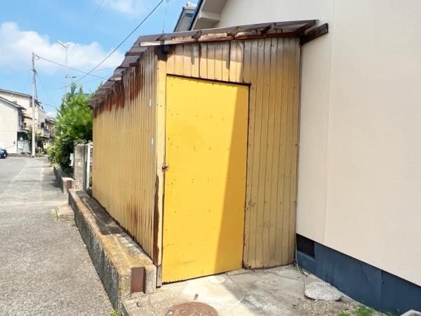 Spacious 1972 House for Sale in Kasaoka's Kanoura District - Thumbnail 3