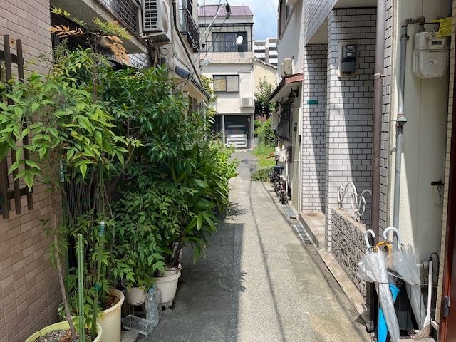 4LDK Wooden House for Sale in Higashinari Ward, Osaka - Thumbnail 2