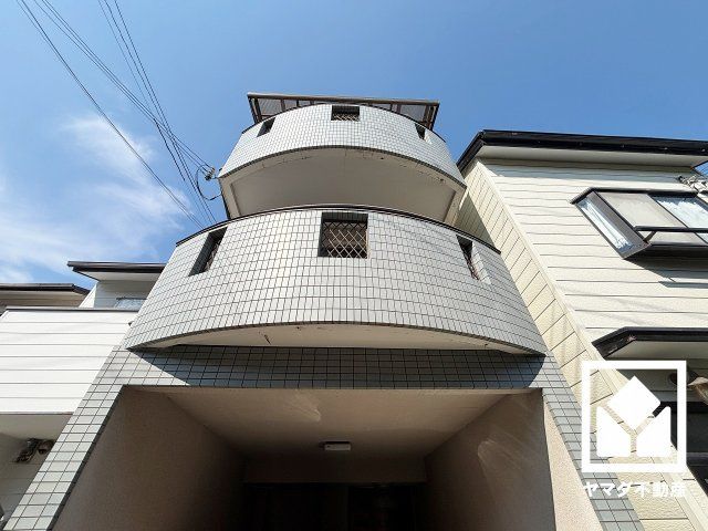 Renovated 3DK House in Amagasaki Near Mukogawa Station - Thumbnail 2