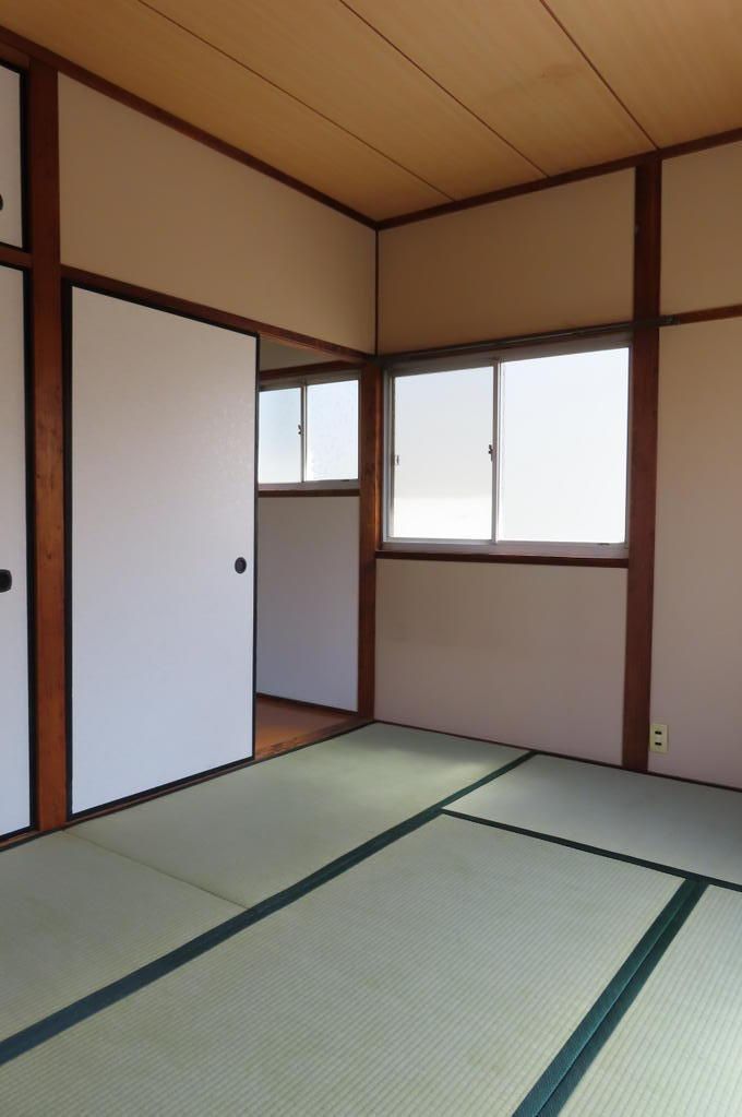 Renovated 3DK House for Sale near Kakogawa Station, Hyogo - Thumbnail 2