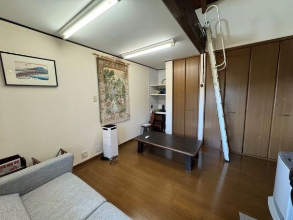 6LDK House for Sale in Ukyo-ku, Kyoto - 156 sqm - Thumbnail 3