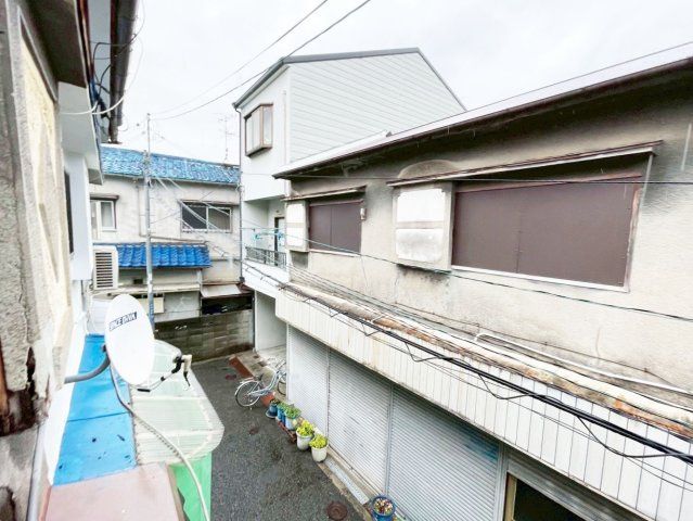 2K House for Sale in Neyagawa City, Osaka - 2.98 Million Yen - Thumbnail 2