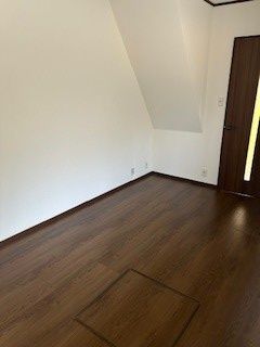 Renovated 2DK House for Sale near Moriguchi Station, Osaka - Thumbnail 4