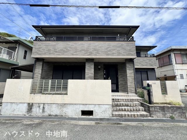 6LDK Detached House for Sale in Himeji, Hyogo - 1950万円 - Thumbnail 2