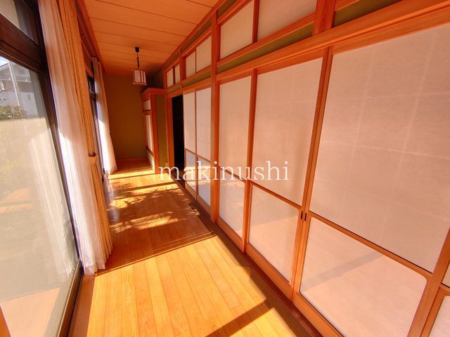 5LDK Japanese-Style House for Sale in Sakai, Osaka - Thumbnail 4
